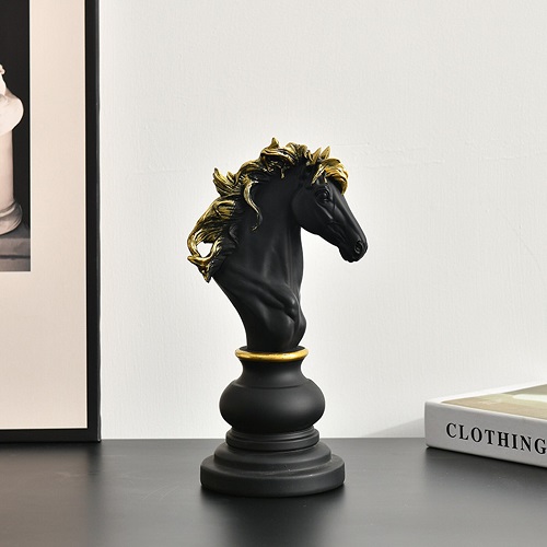 Internacional xadrez resina artesanato ornamentos preto ouro peças de xadrez  rei rainha guerra cavalo simulação cabeça do cavalo decoração para casa -  AliExpress